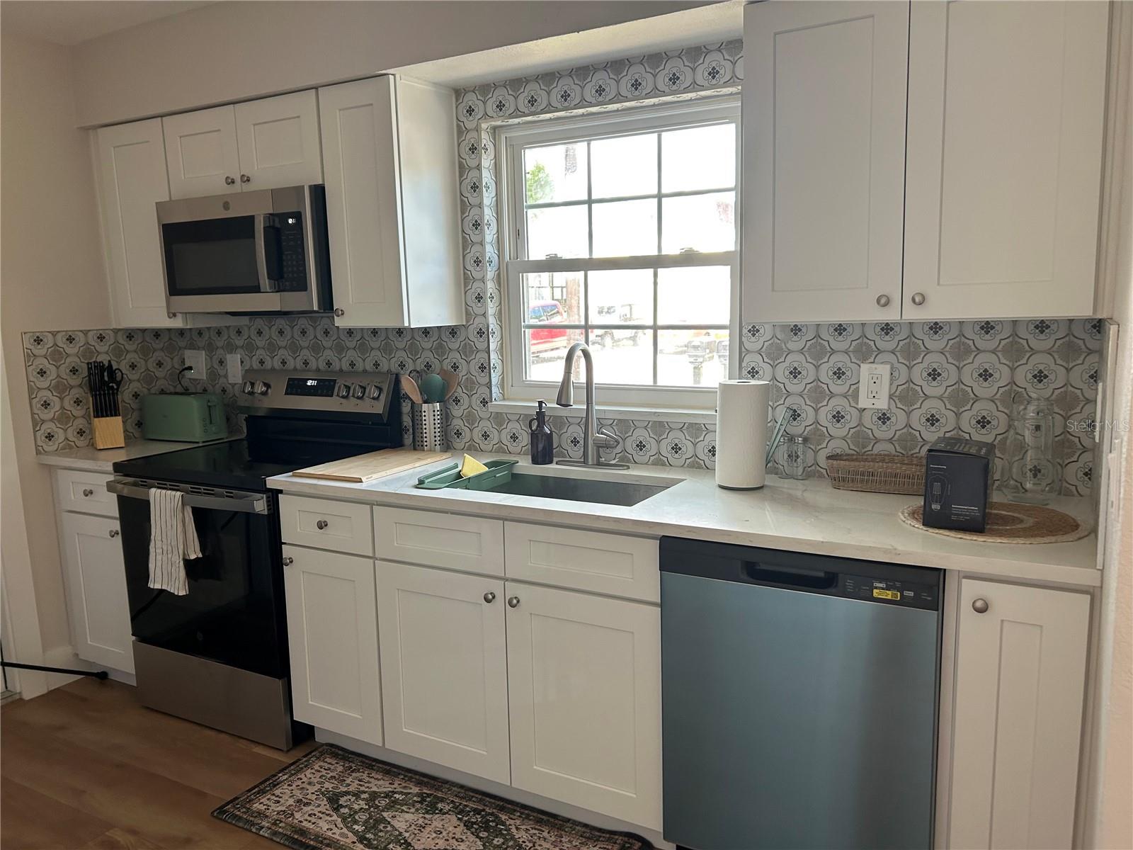 WEST PORT - Residential Income