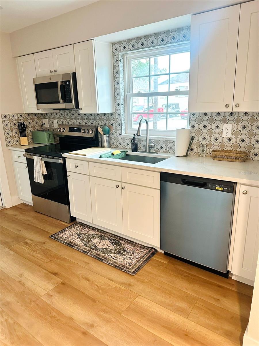 WEST PORT - Residential Income