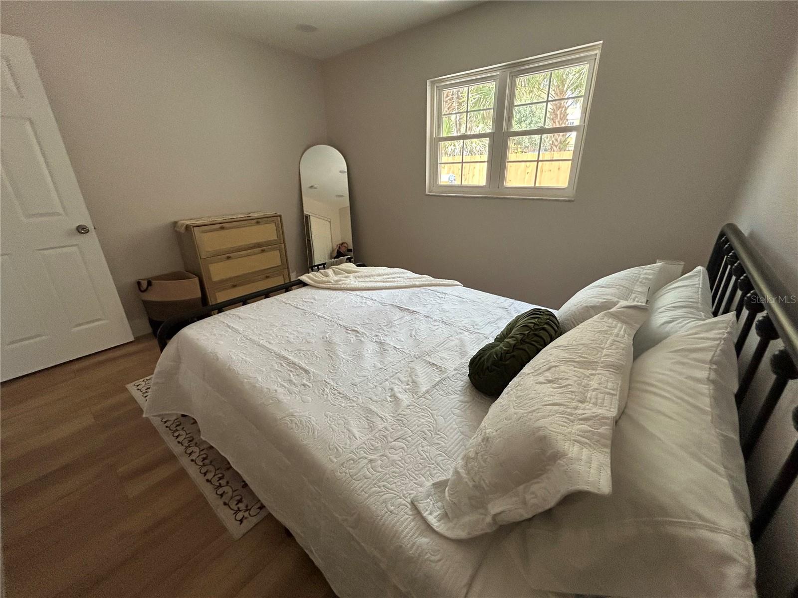 WEST PORT - Residential Income