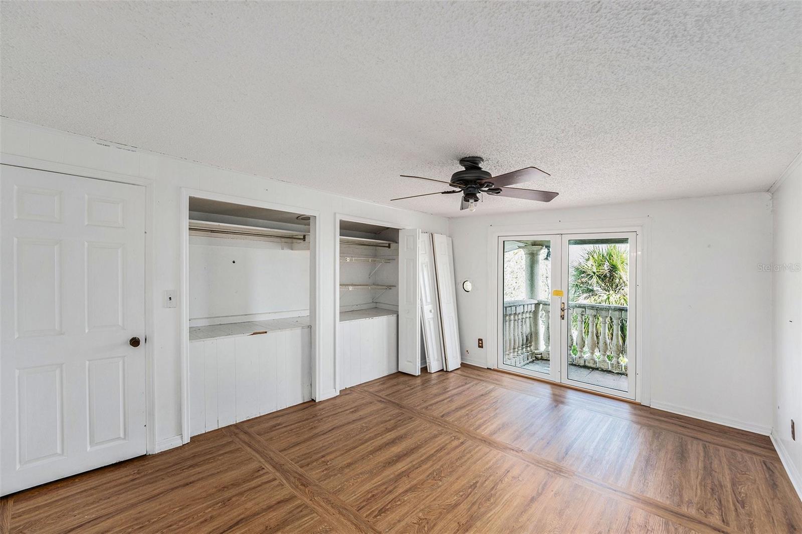 BAHIA SHORES 1ST ADD - Residential