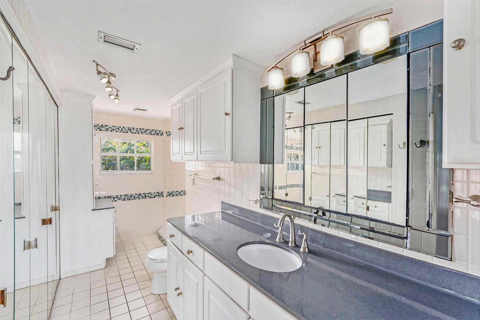 BAHIA SHORES 1ST ADD - Residential