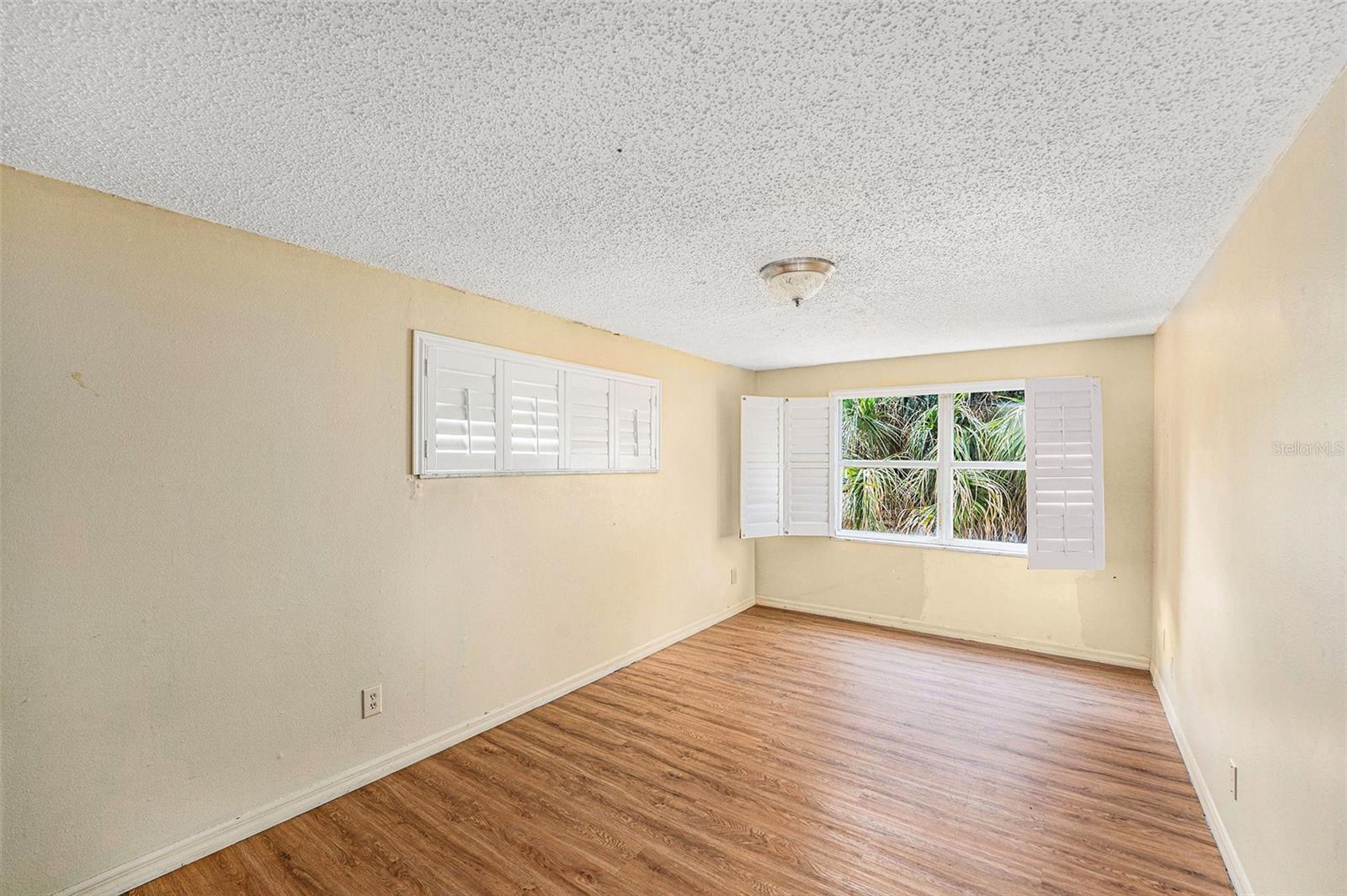 BAHIA SHORES 1ST ADD - Residential