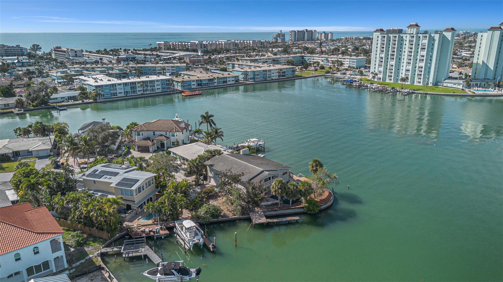 BAHIA SHORES 1ST ADD - Residential