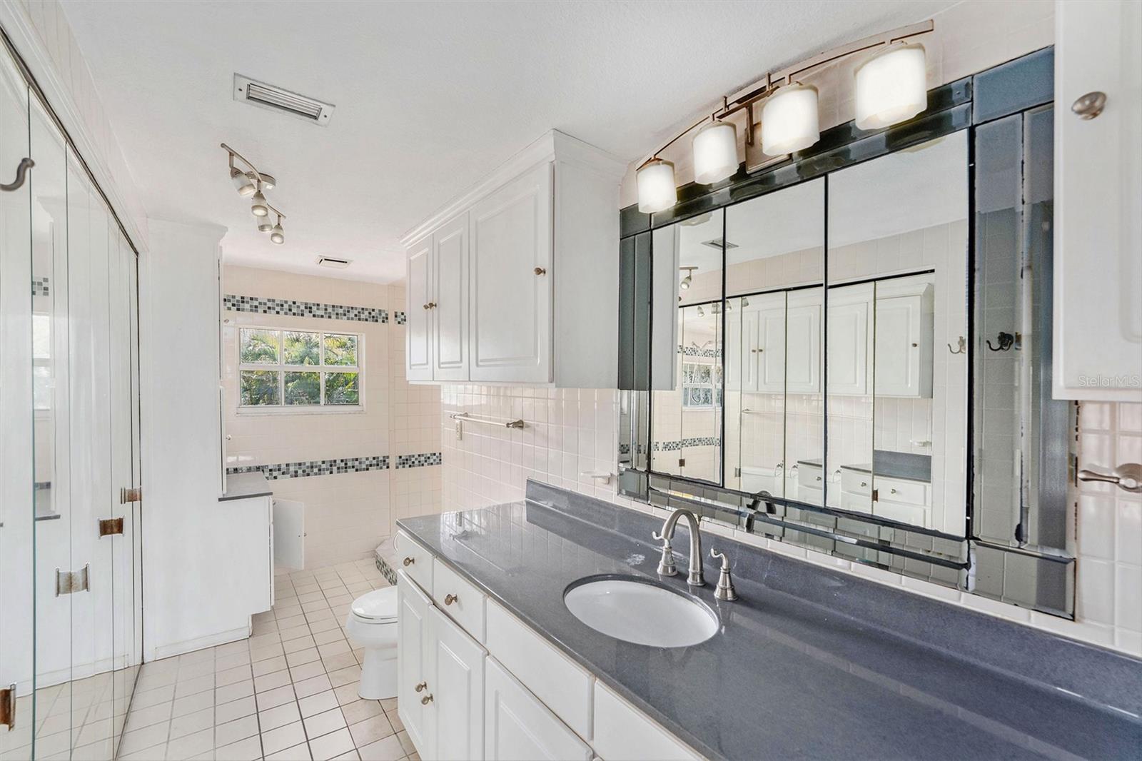 BAHIA SHORES 1ST ADD - Residential