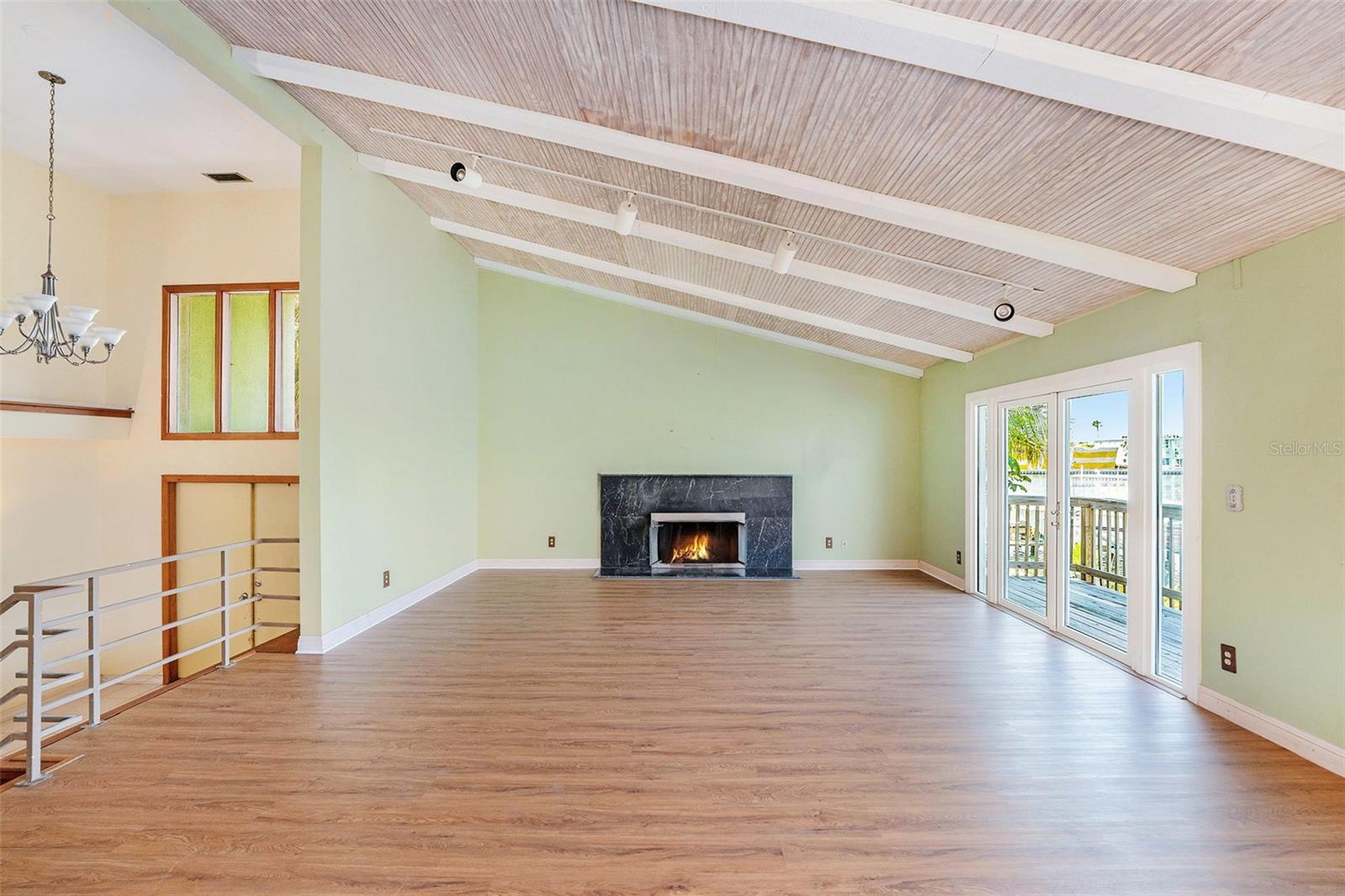 BAHIA SHORES 1ST ADD - Residential