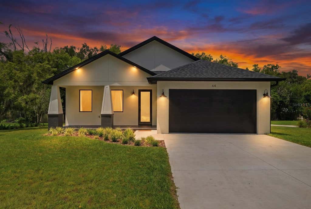 Photo of 64 Highland Street, Brooksville, FL 34601 (MLS # TB8534887)