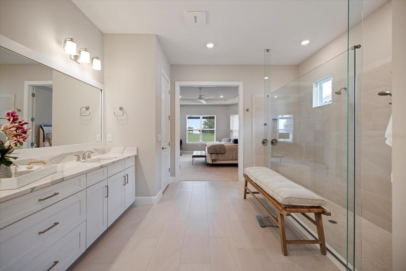 AZARIO ESPLANADE PH III SUBPH D - Residential