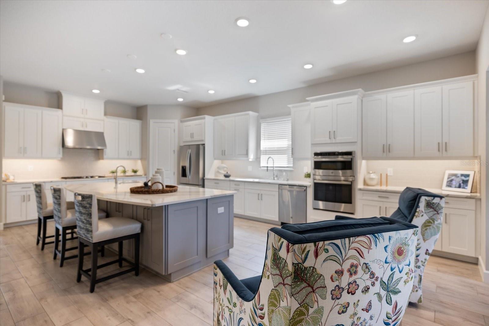 AZARIO ESPLANADE PH III SUBPH D - Residential