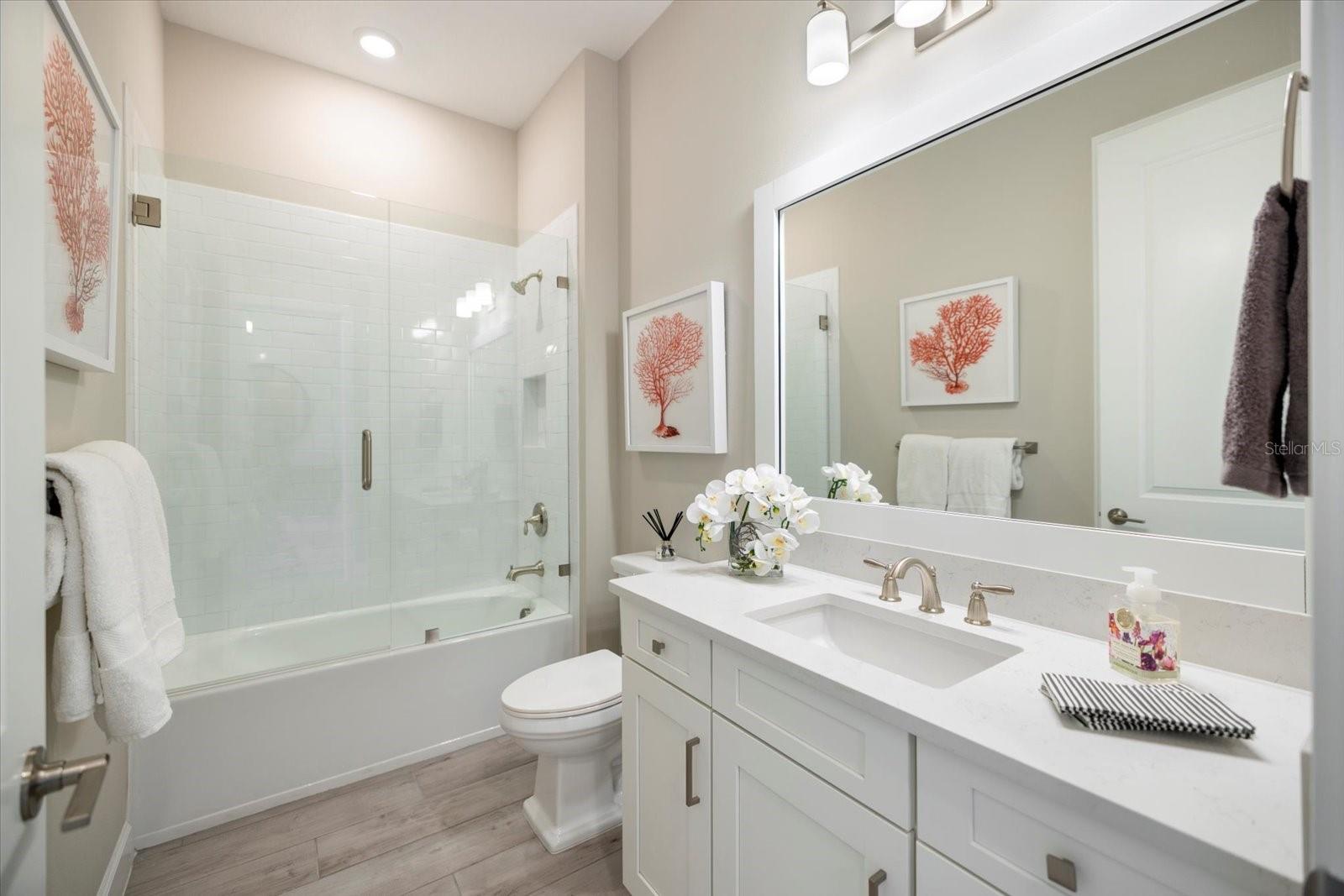 AZARIO ESPLANADE PH III SUBPH D - Residential
