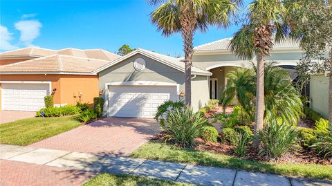 A home in WIMAUMA