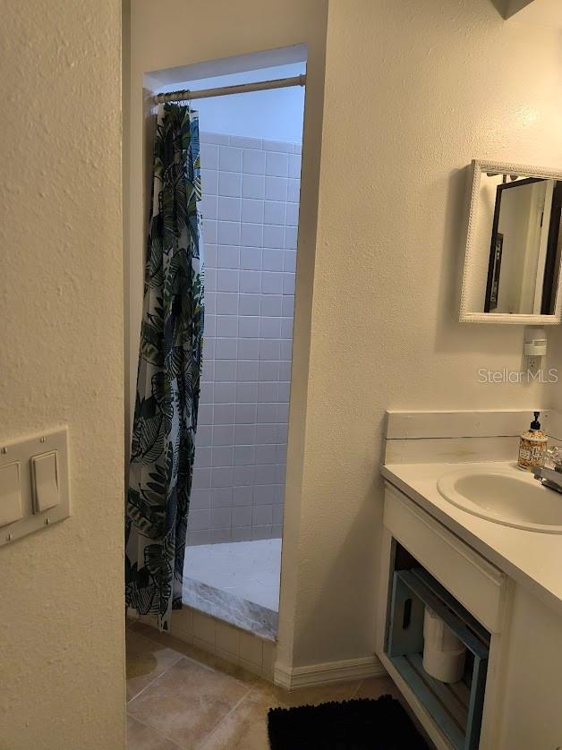 GARDEN VILLAS CONDO PH 01 - Residential