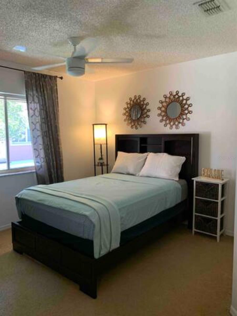 GARDEN VILLAS CONDO PH 01 - Residential