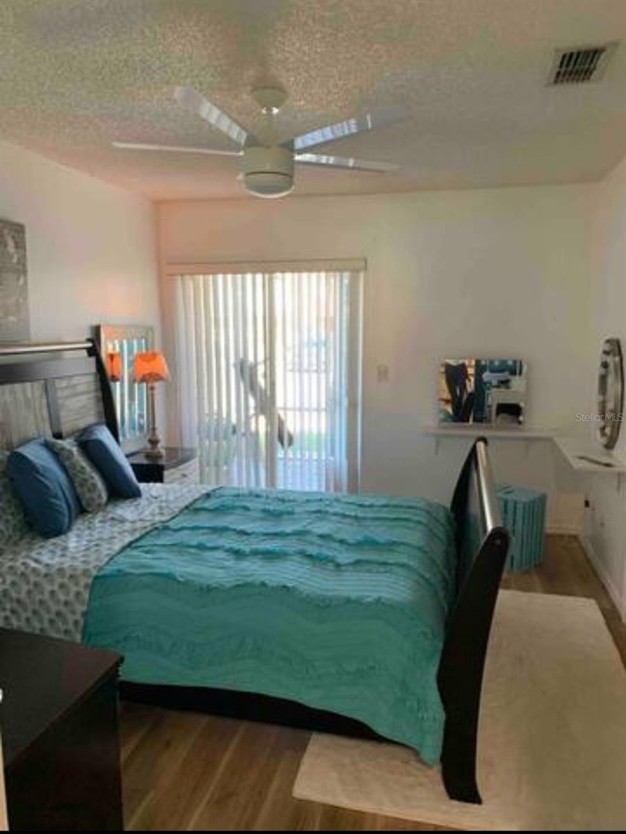 GARDEN VILLAS CONDO PH 01 - Residential