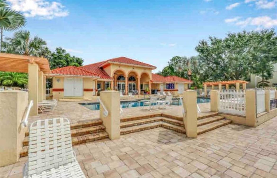 GARDEN VILLAS CONDO PH 01 - Residential