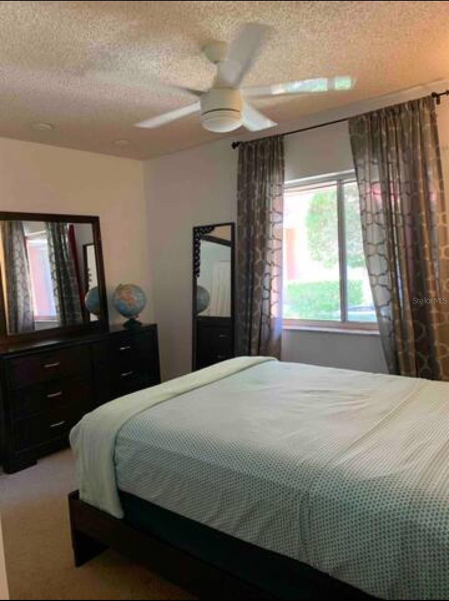 GARDEN VILLAS CONDO PH 01 - Residential