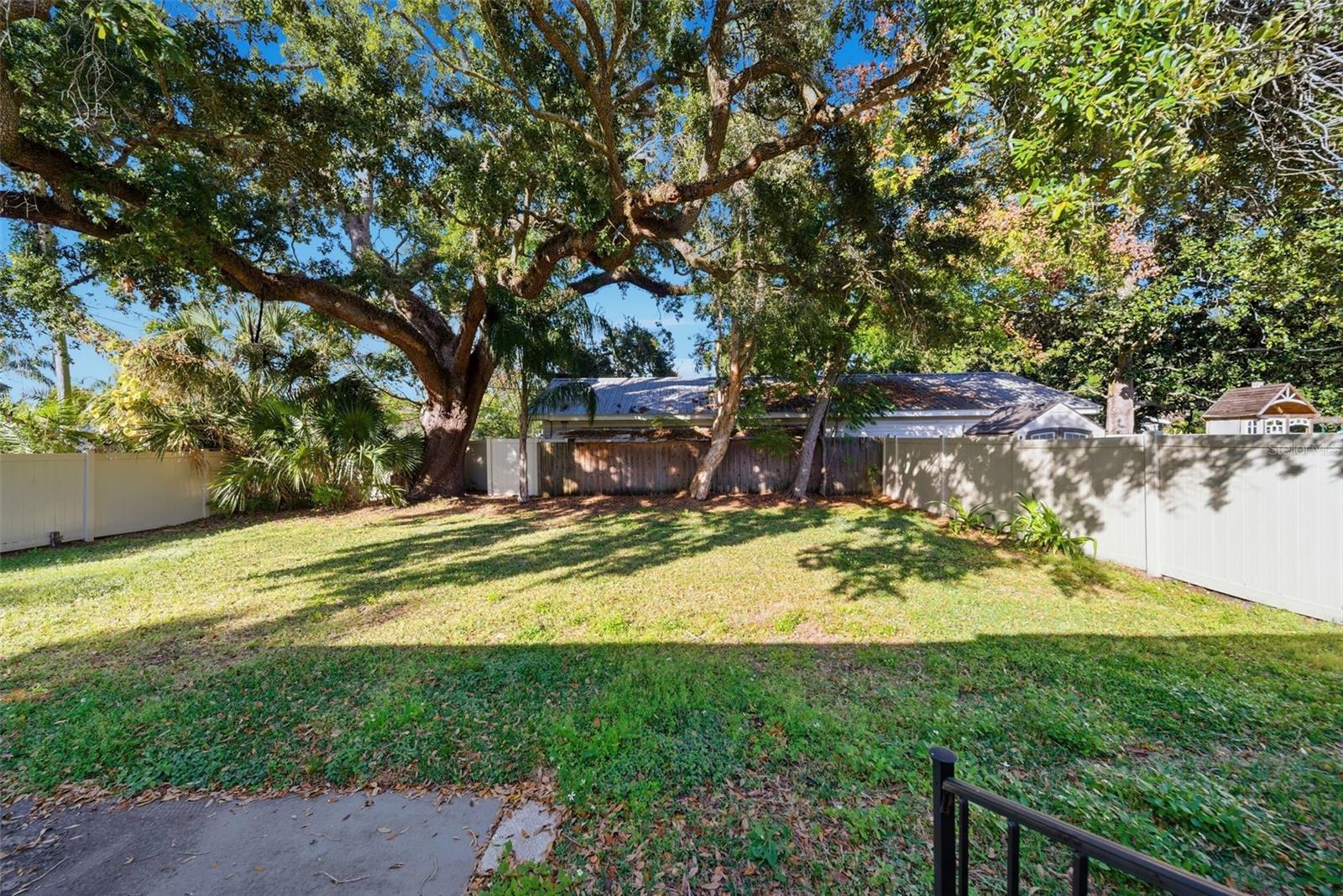 TOLAR TERRACE - Residential