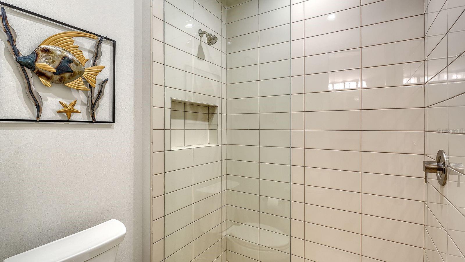 BENEVA OAKS - Residential