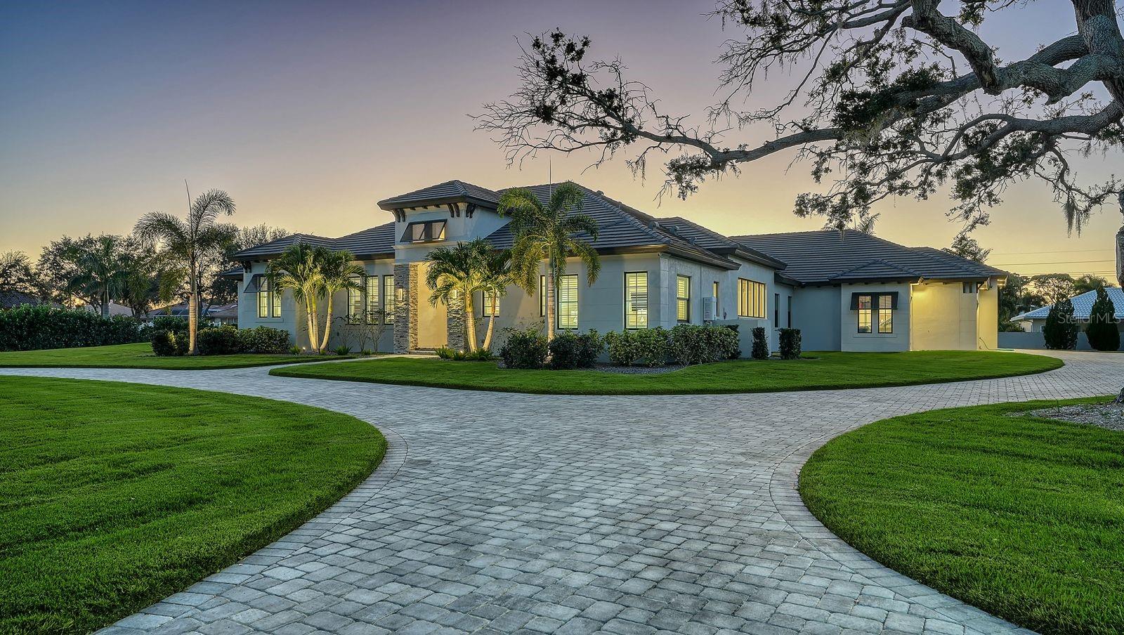 BENEVA OAKS - Residential