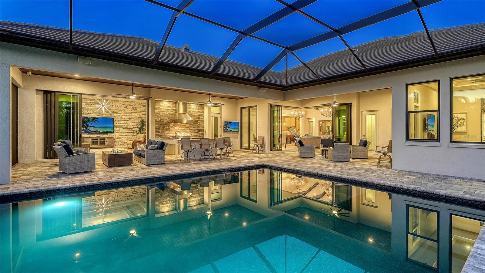 BENEVA OAKS - Residential