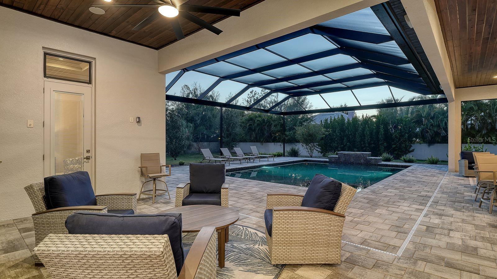 BENEVA OAKS - Residential