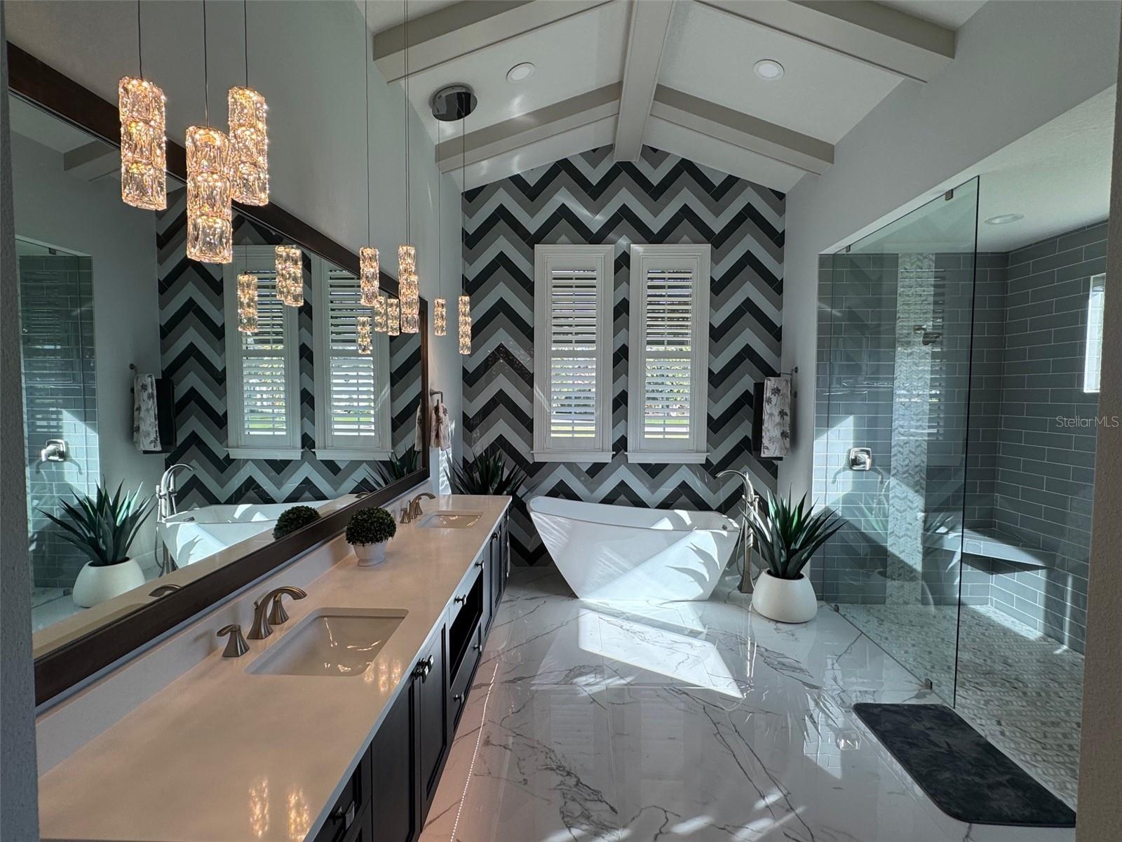 BENEVA OAKS - Residential