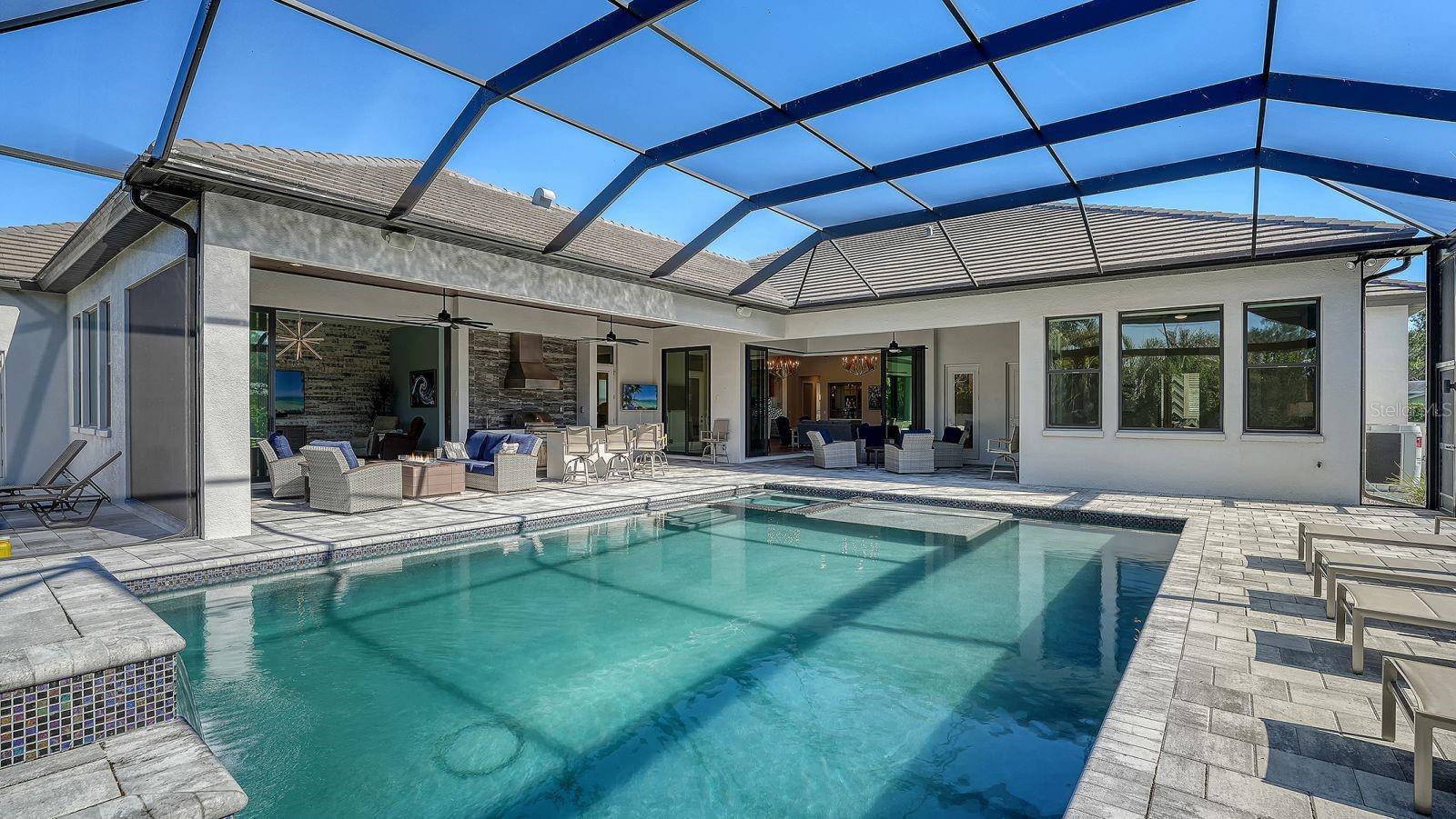 BENEVA OAKS - Residential