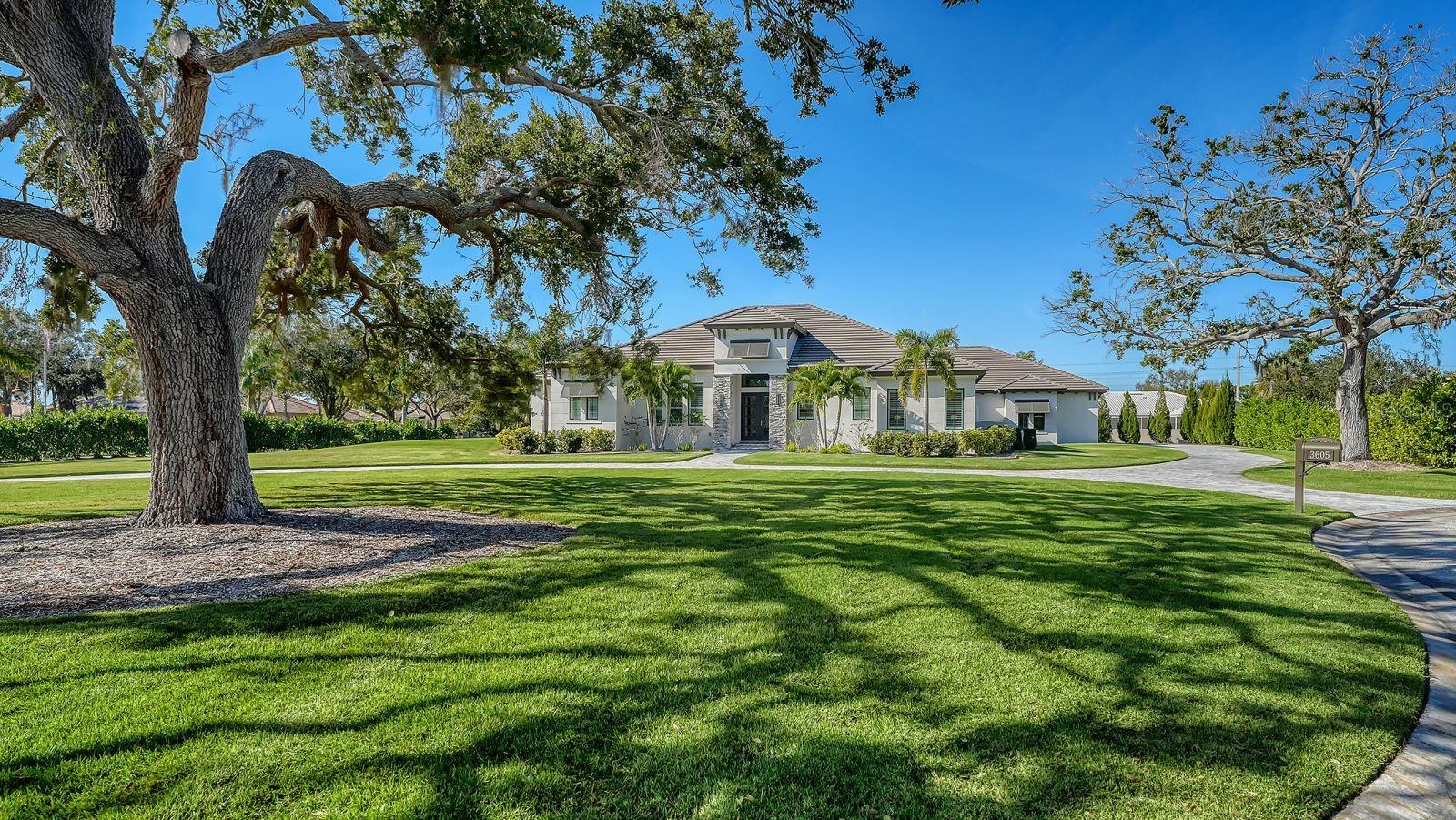 BENEVA OAKS - Residential