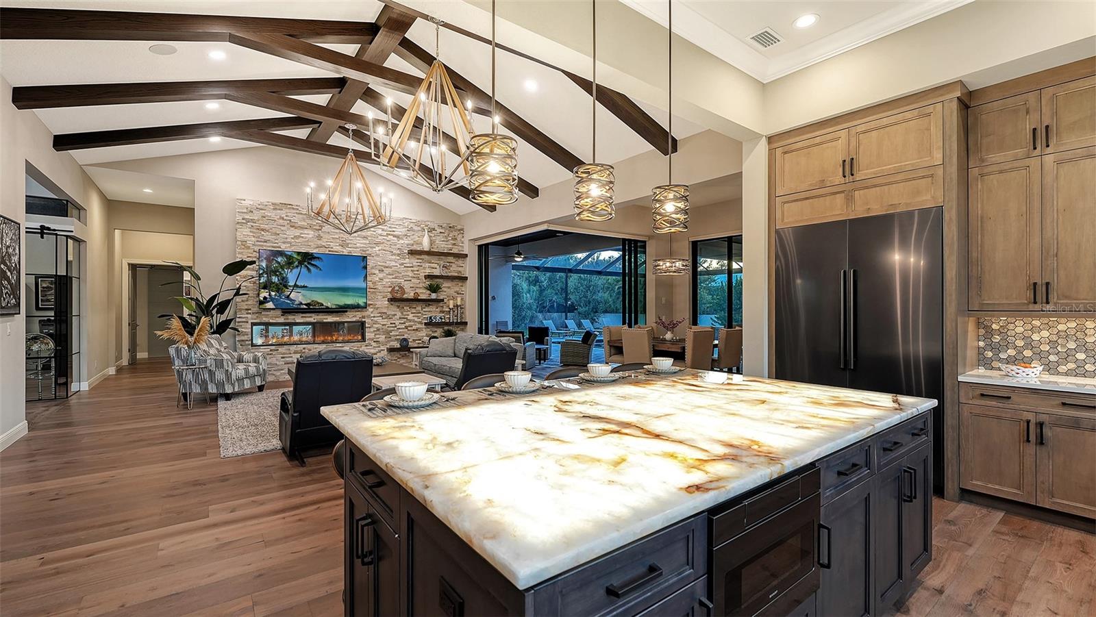 BENEVA OAKS - Residential