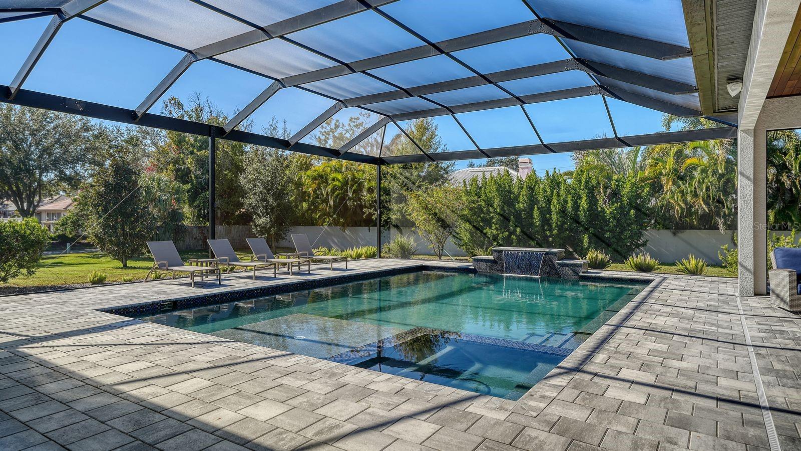 BENEVA OAKS - Residential