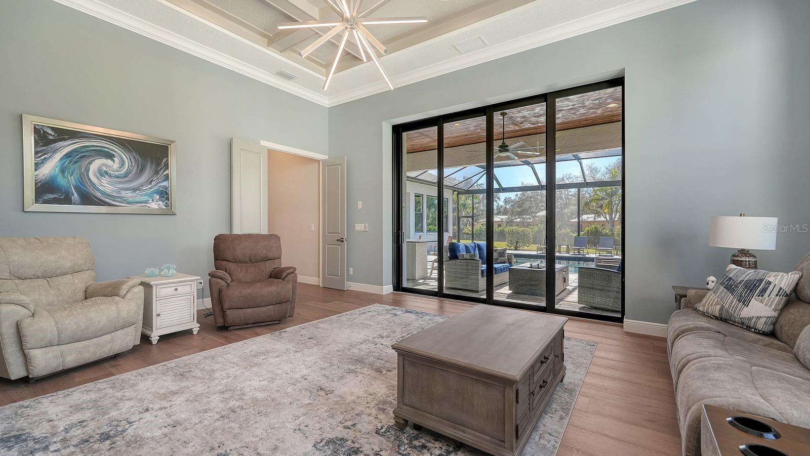 BENEVA OAKS - Residential