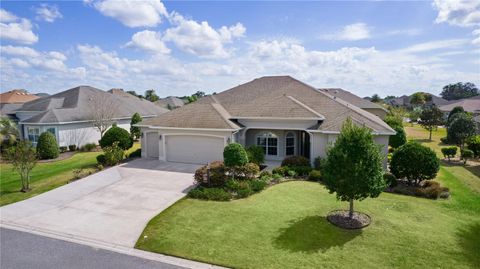 Photo of 2935 Cedar Grove Loop, The Villages, FL 32163 (MLS # G5093034)
