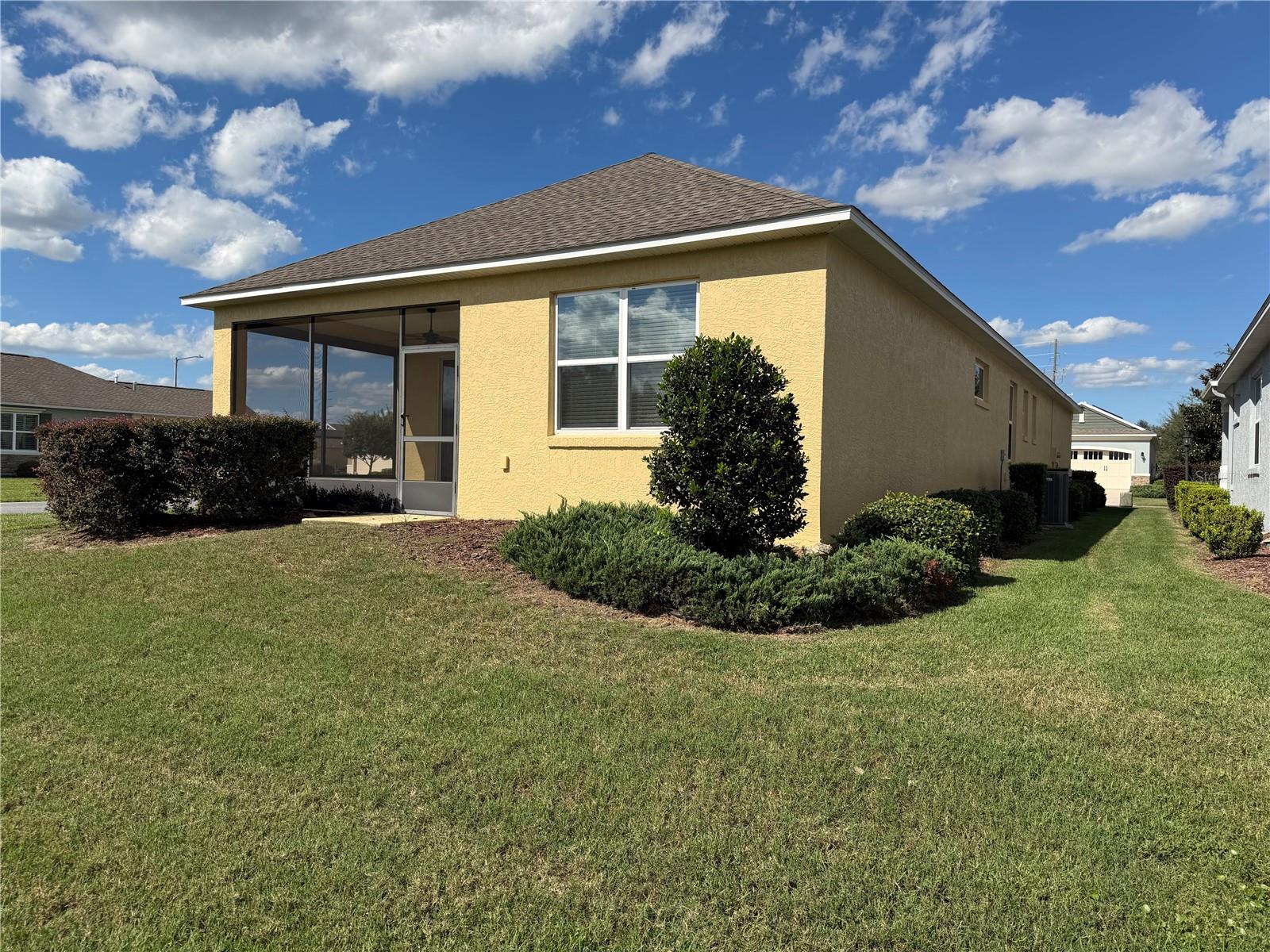 9818 SW 99TH LOOP
