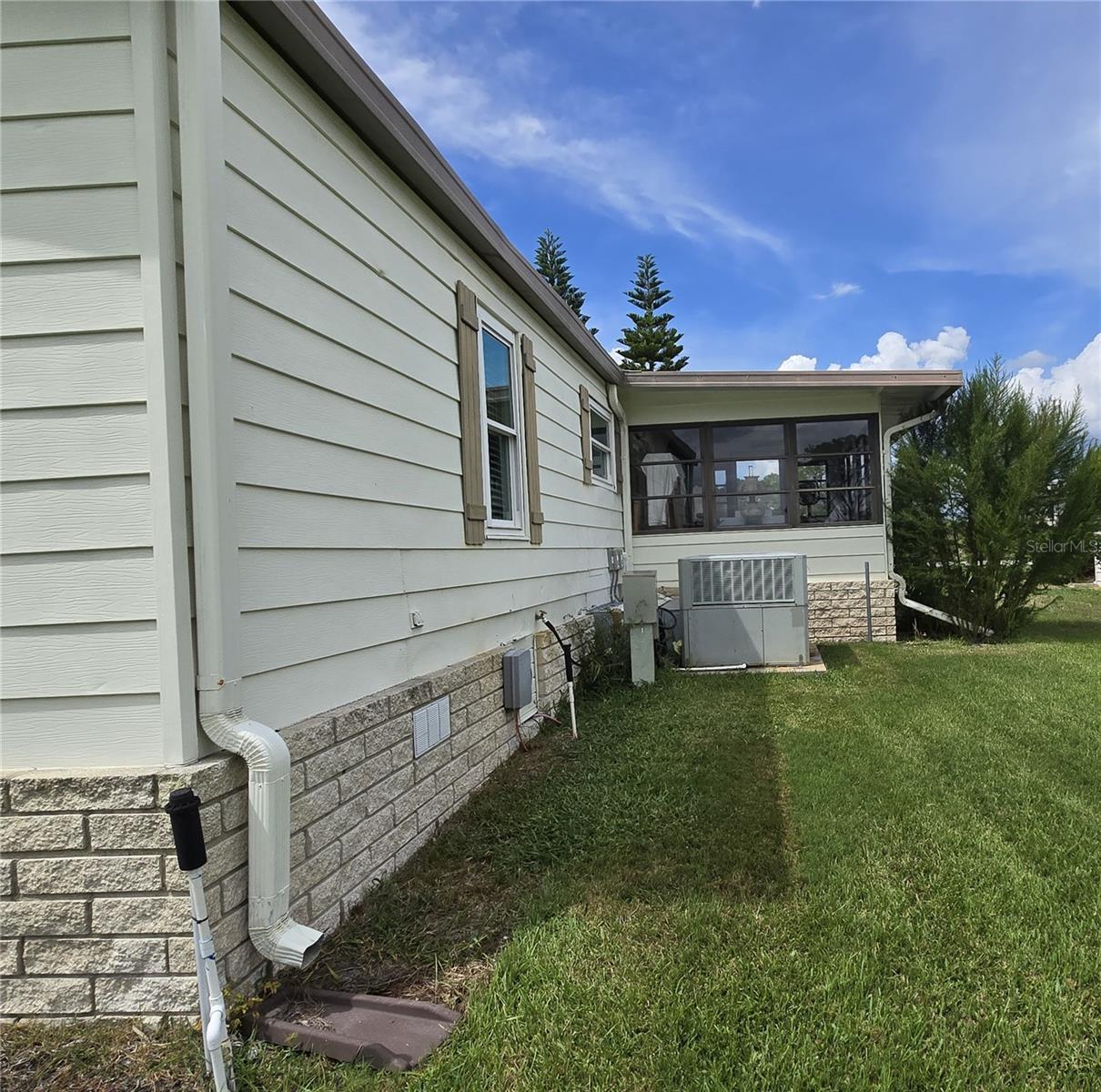 ZELLWOOD STATION COOP MH PARK - Residential