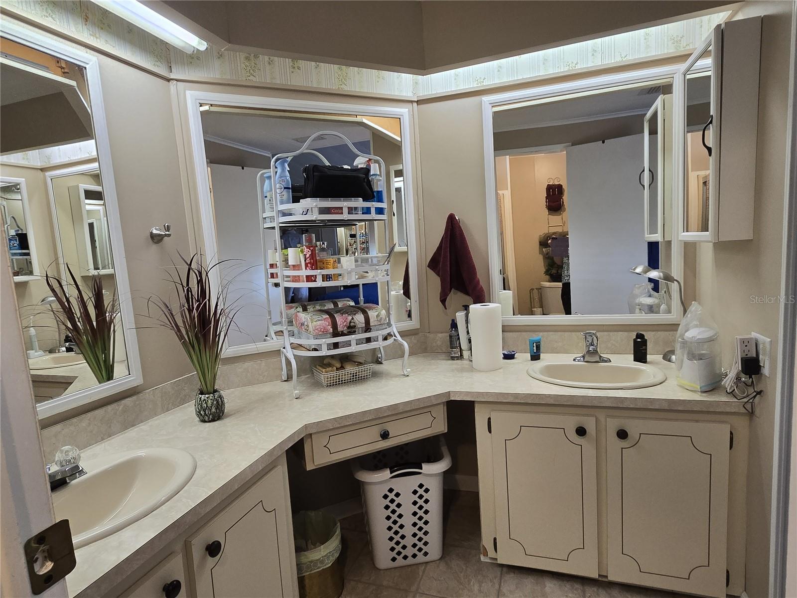 ZELLWOOD STATION COOP MH PARK - Residential