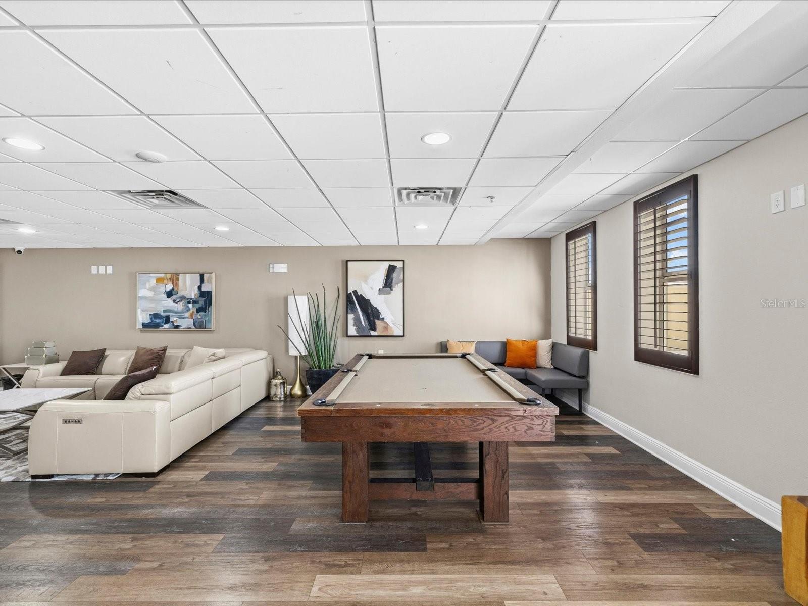 STATION SQUARE CONDO - Residential