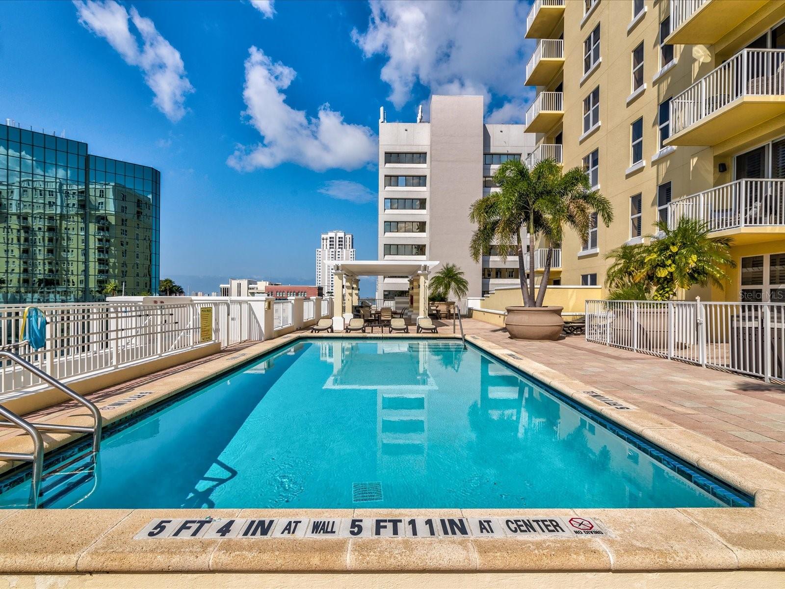 STATION SQUARE CONDO - Residential