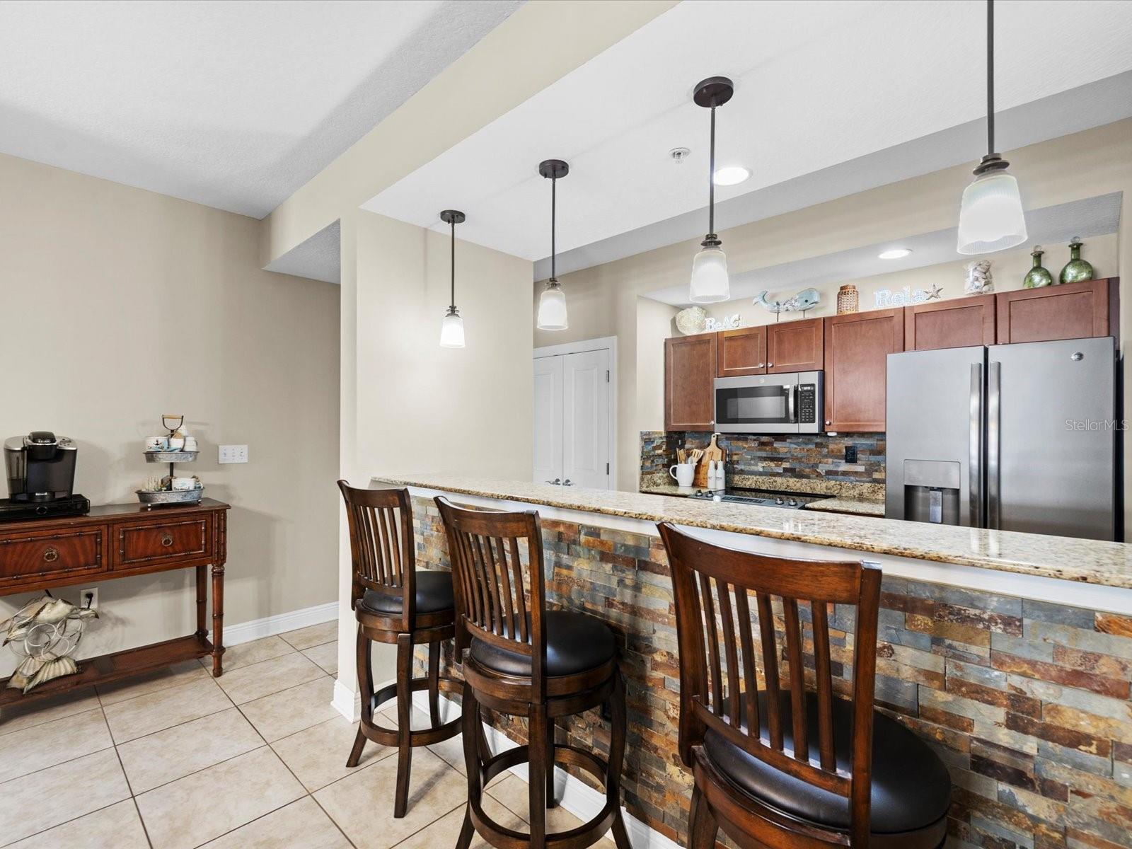 STATION SQUARE CONDO - Residential