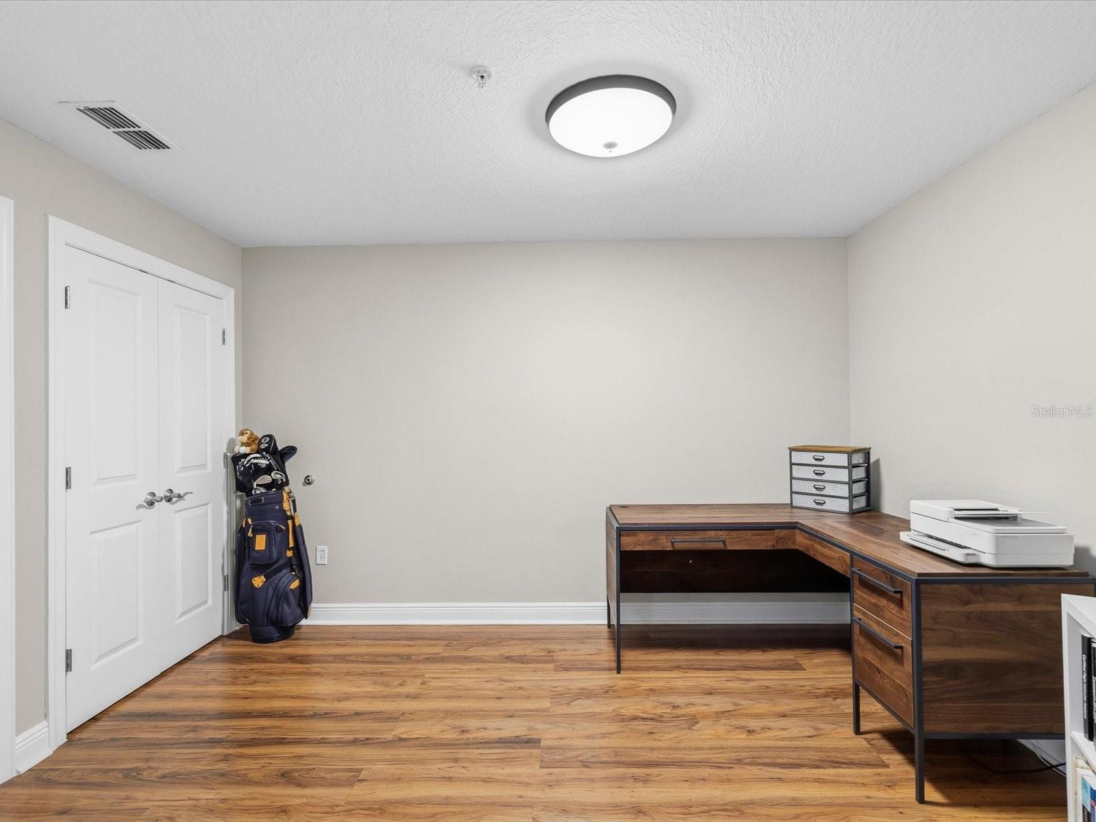 STATION SQUARE CONDO - Residential