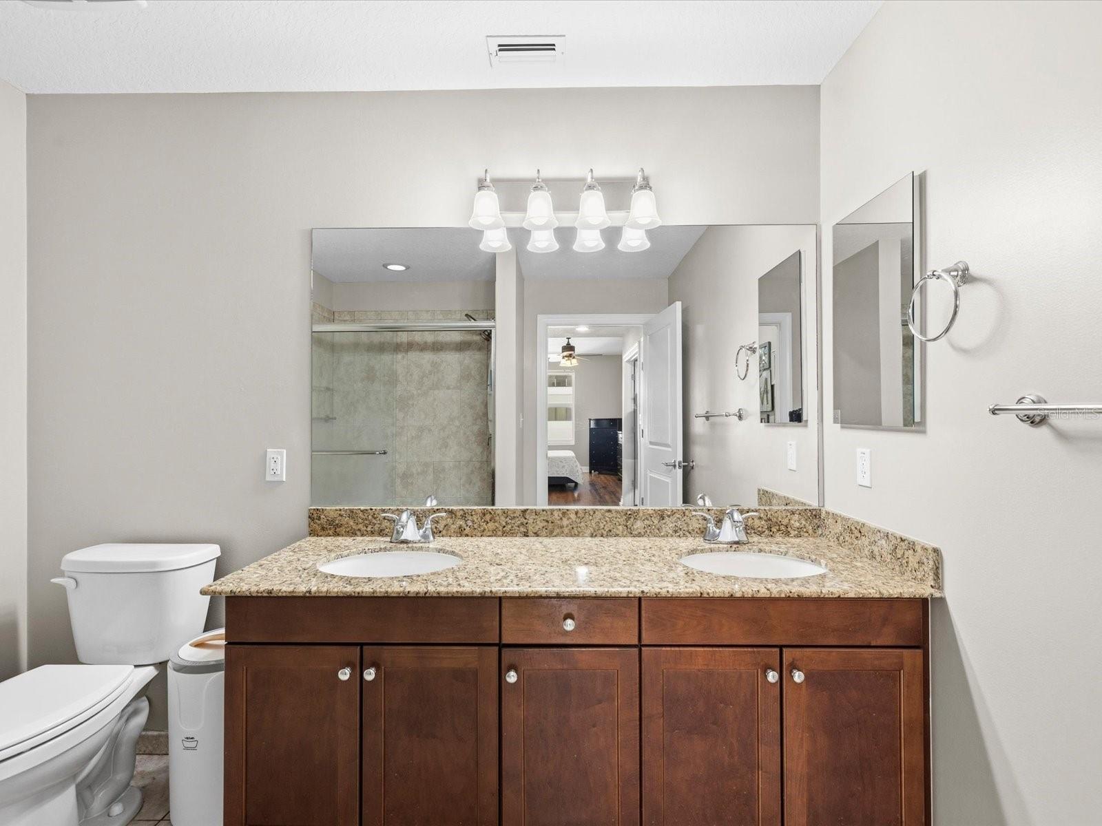 STATION SQUARE CONDO - Residential