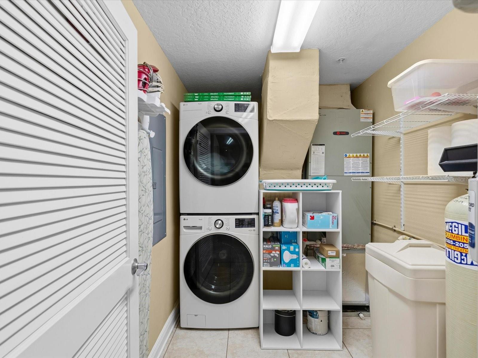 STATION SQUARE CONDO - Residential