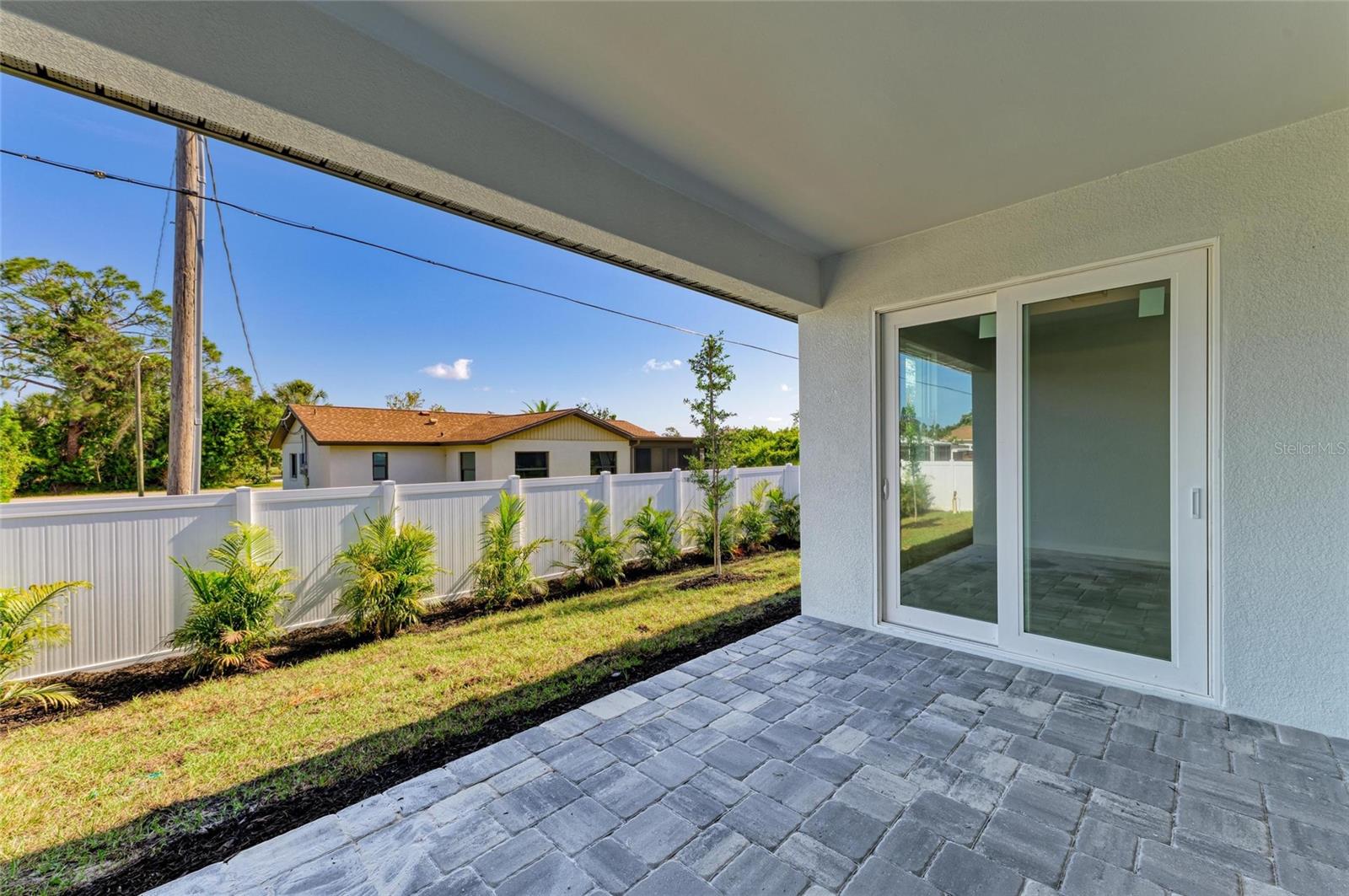 SOUTH VENICE - Residential