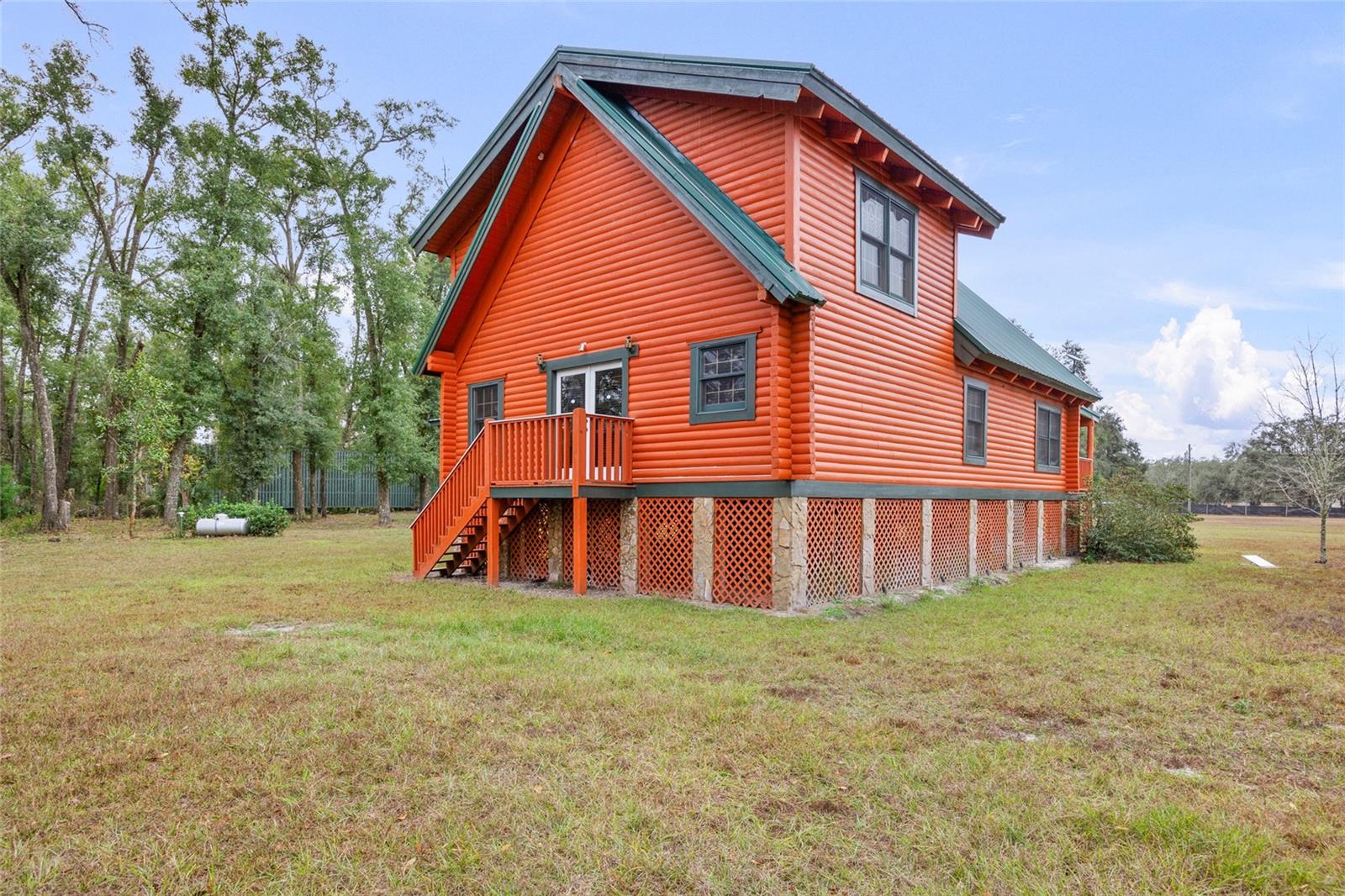 SUWANNEE COVE SUB - Residential