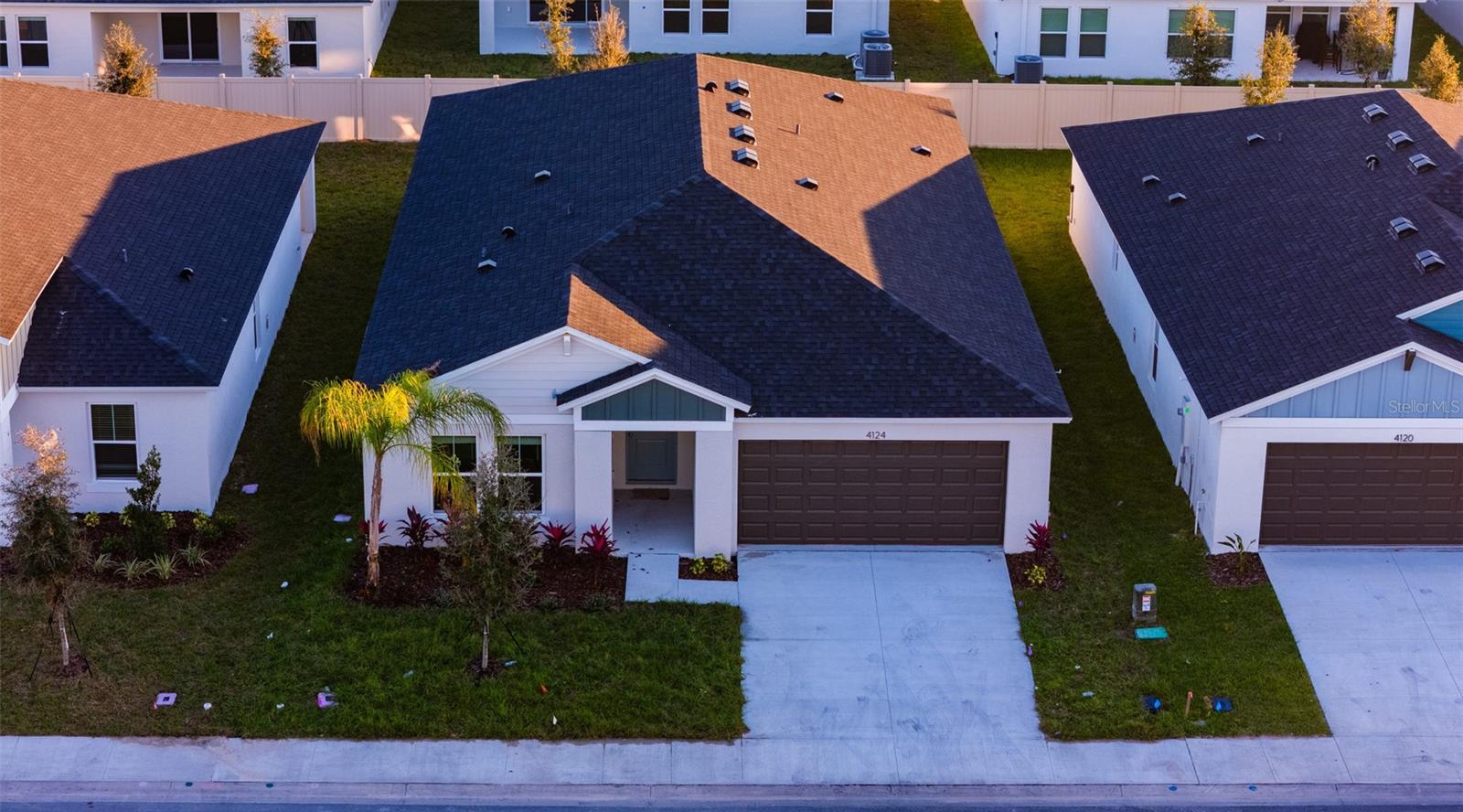 VVYNNSTONE PH 1 - Residential Lease