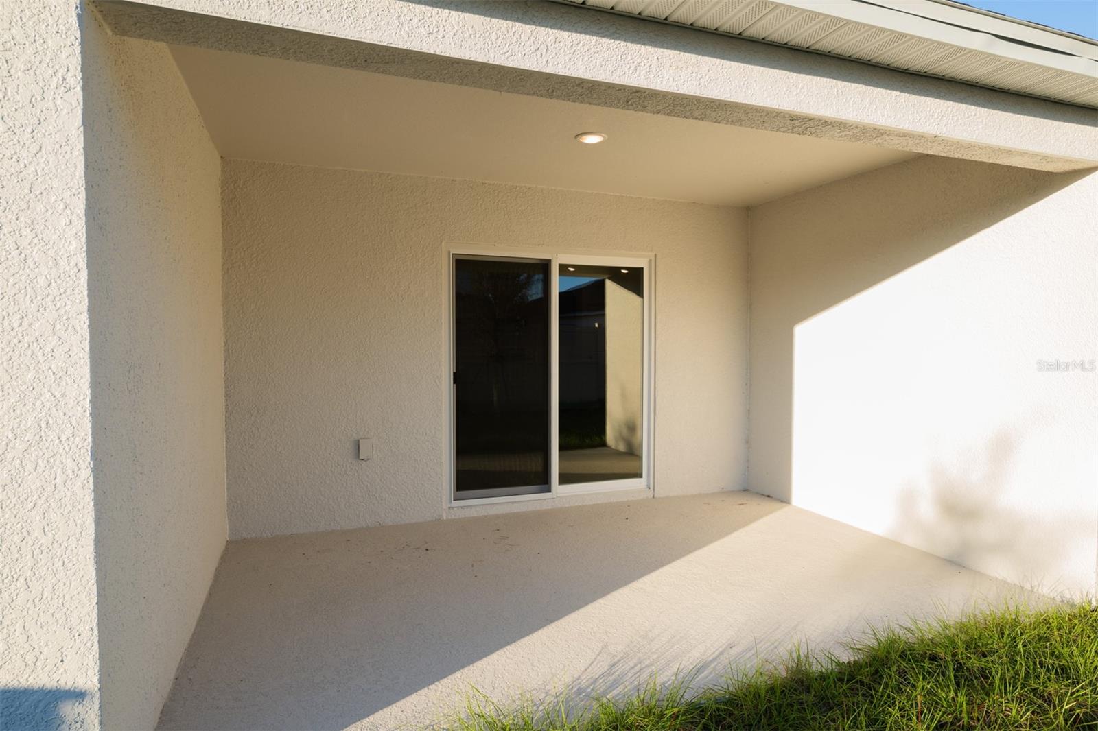 VVYNNSTONE PH 1 - Residential Lease