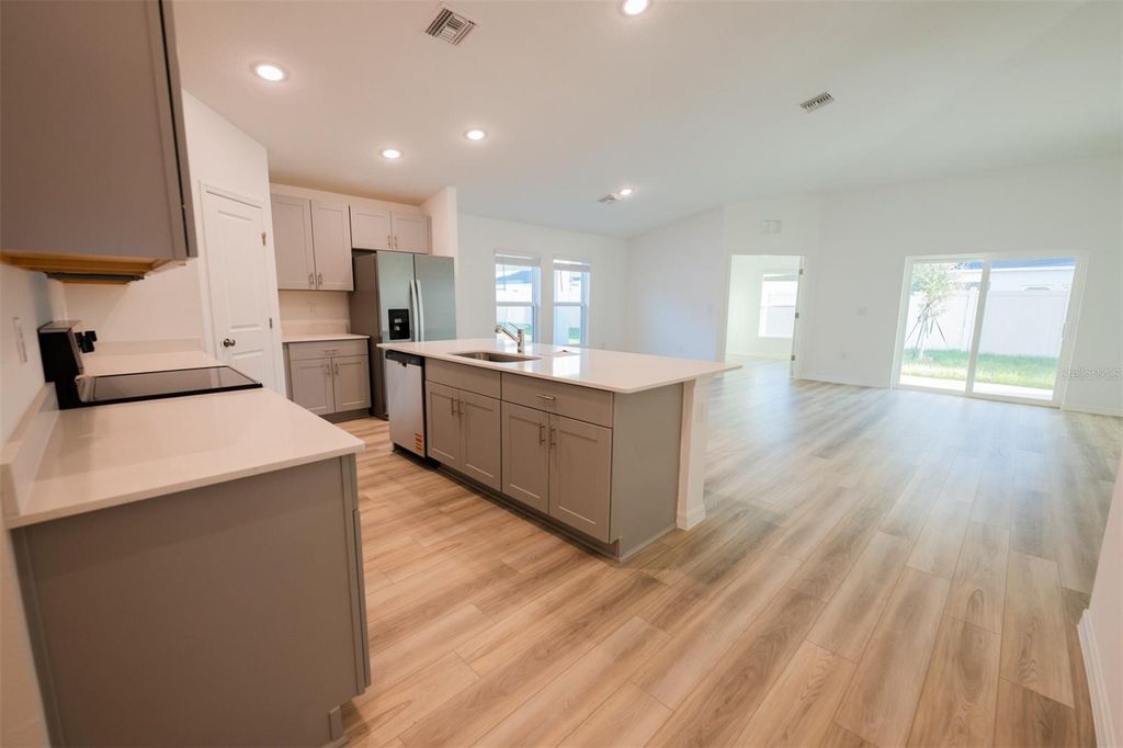 Photo of 4124 River Beacon Boulevard, Davenport, FL 33837 (MLS # O6364494)