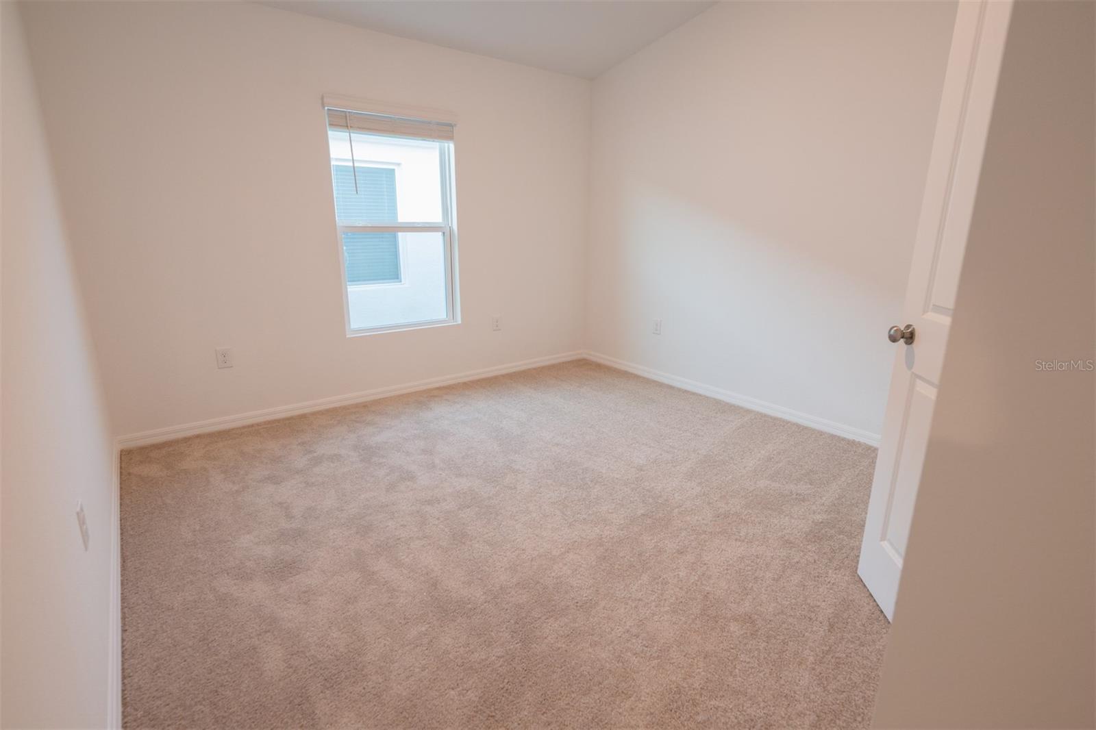 VVYNNSTONE PH 1 - Residential Lease