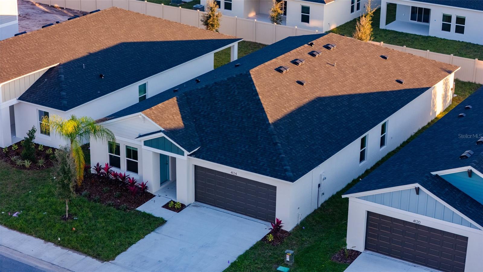 VVYNNSTONE PH 1 - Residential Lease