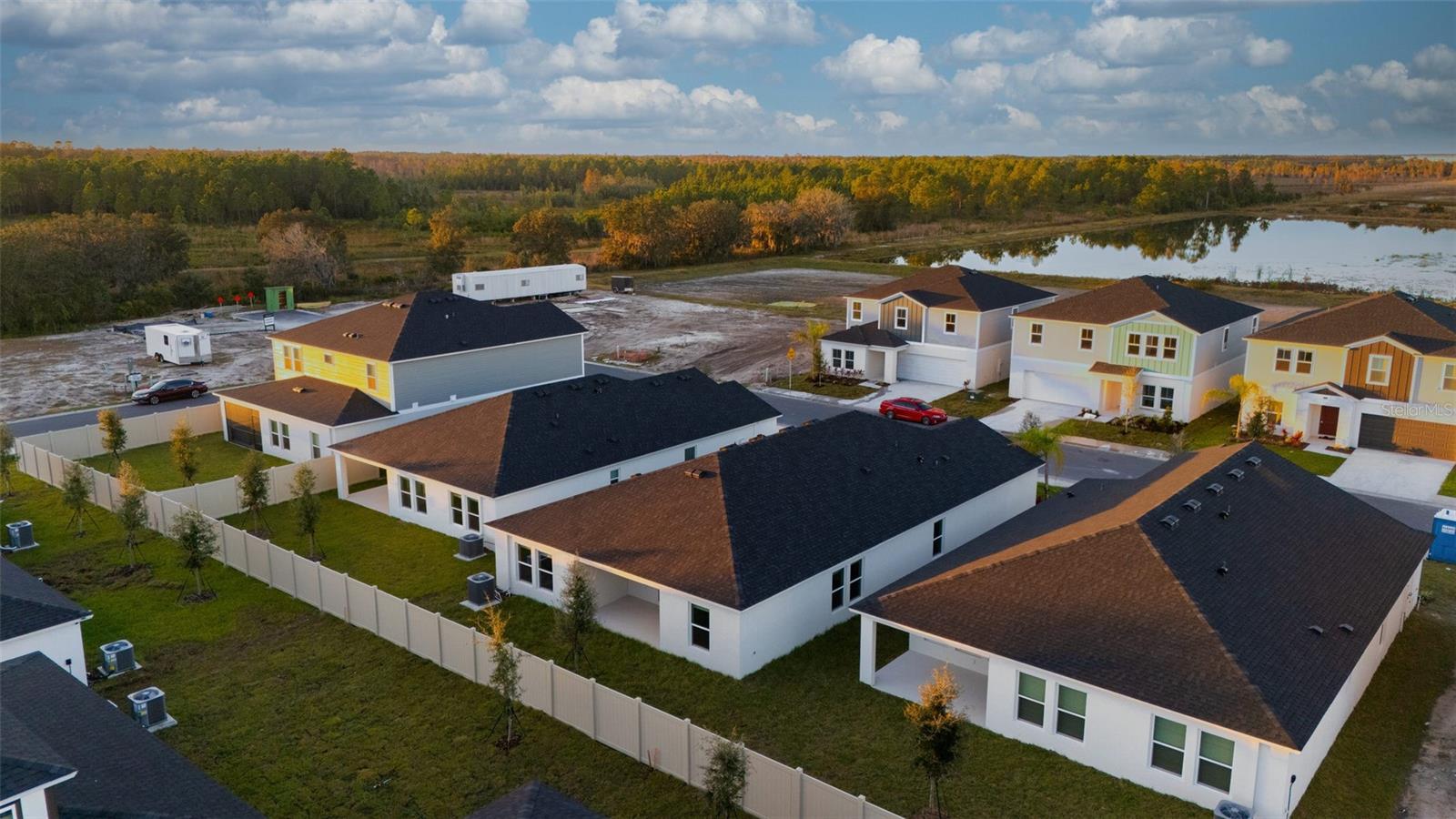 VVYNNSTONE PH 1 - Residential Lease