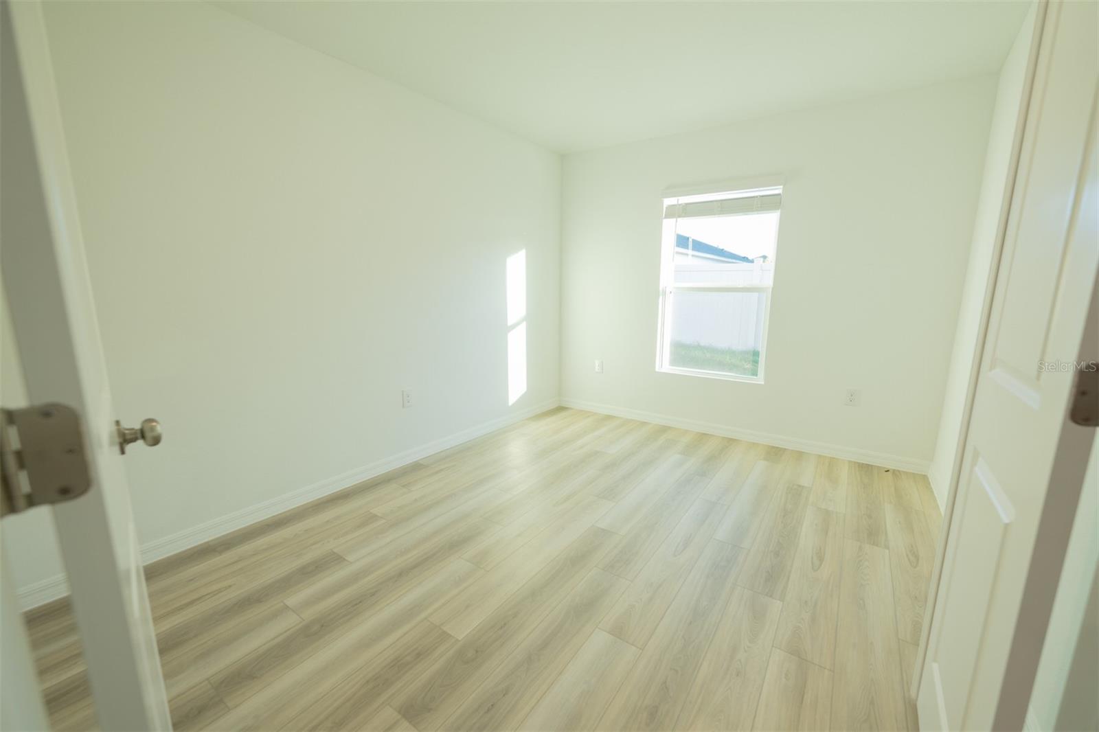 VVYNNSTONE PH 1 - Residential Lease