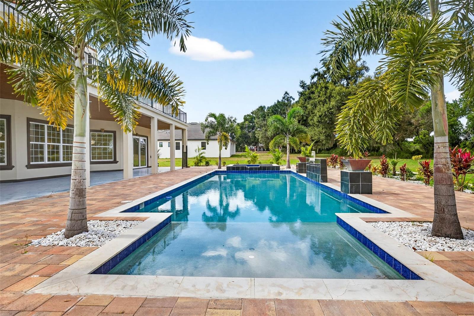 FLINT LAKE ESTATES SUB - Residential